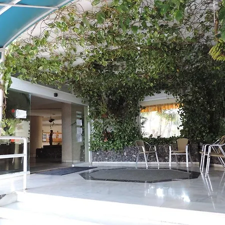 Green Park Hotel 3*